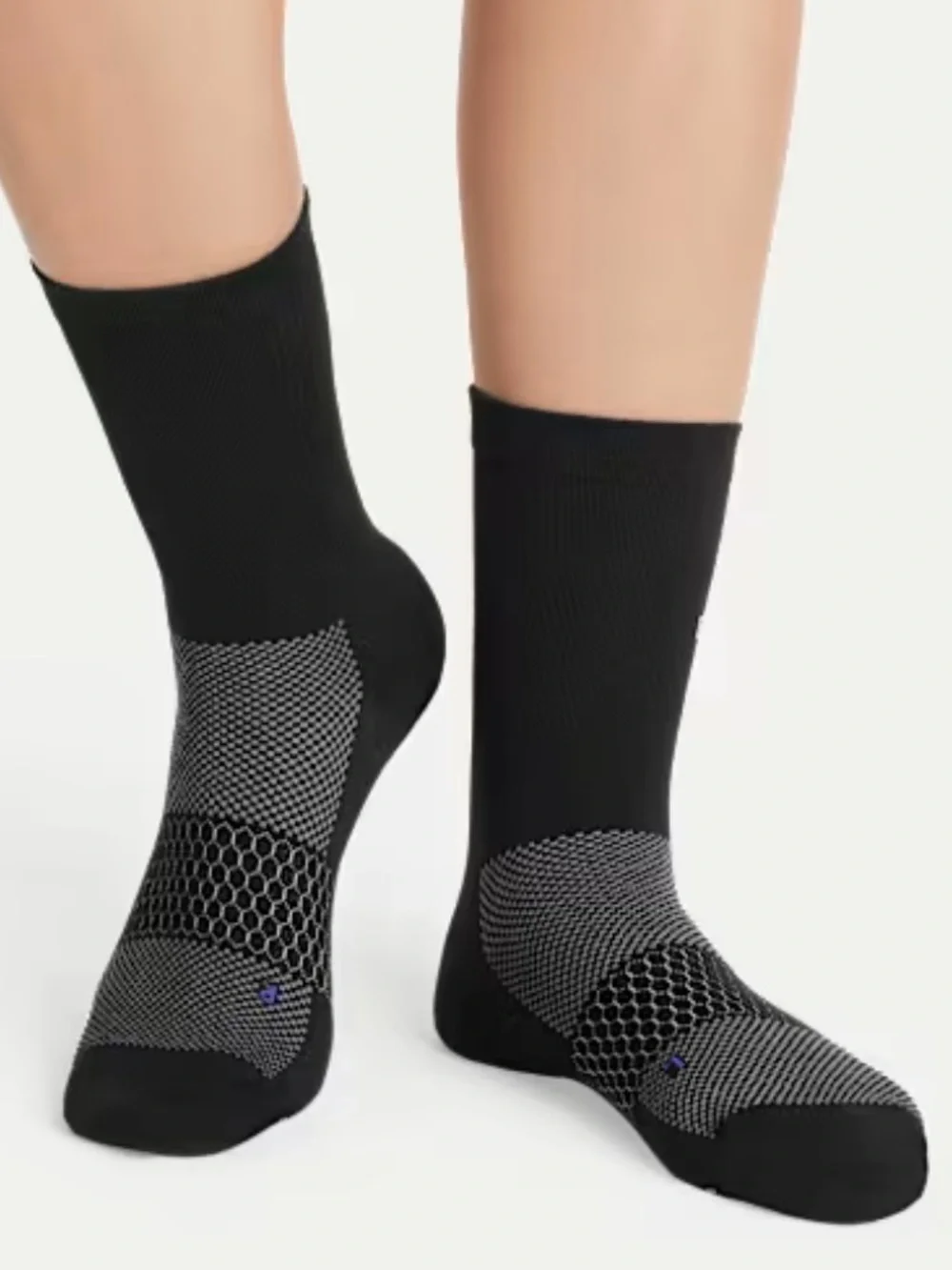 NWOT Bombas Women’s UltraLite Sport Half Calf Black Socks - Unisex Large